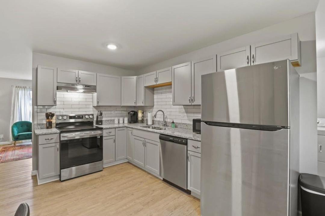 Photo of Kitchen in Royal Manor