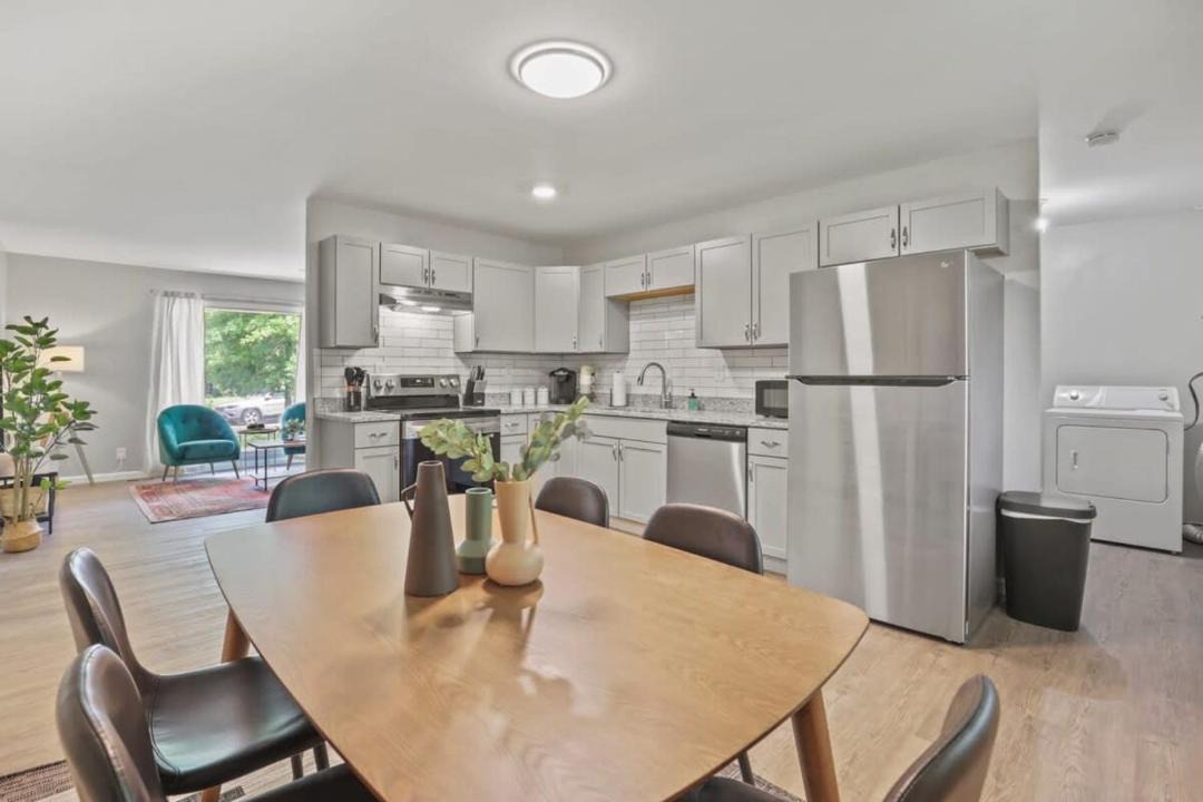 Photo of Kitchen in Royal Manor