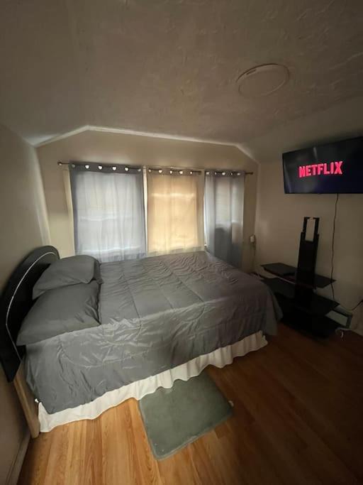 Photo of Bedroom in Hillside