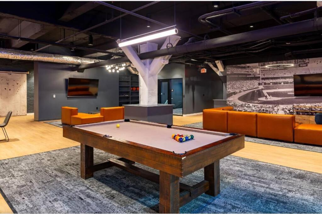 Photo of Livingroom in Downtown Cincinnati