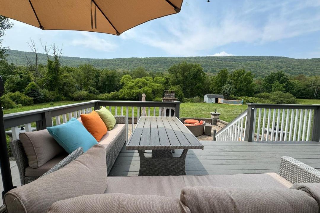 Photo of Patio Balcony in Highland Mills