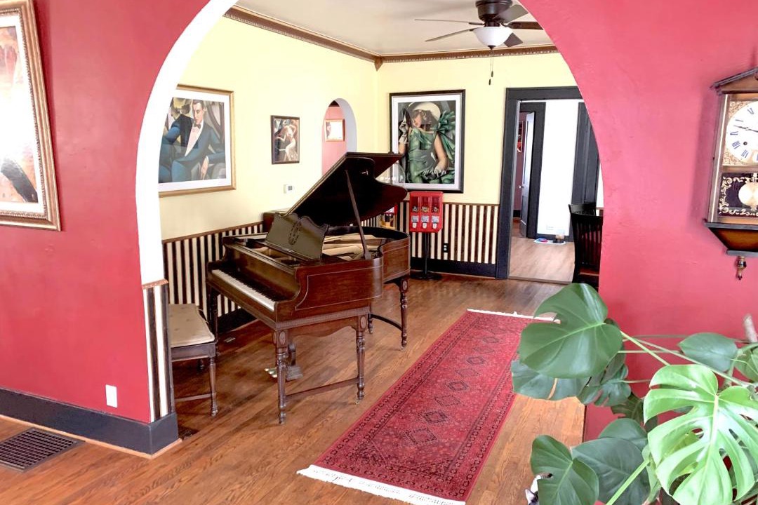 Photo of Livingroom in Lafayette