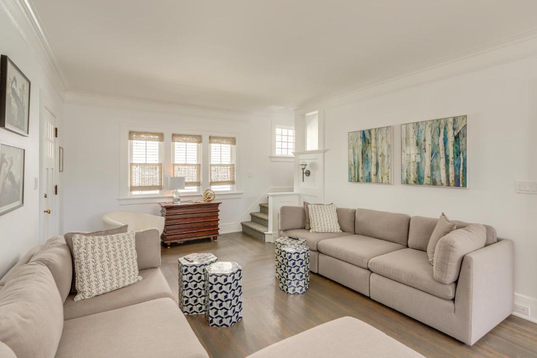 Photo of Livingroom in Port Clinton