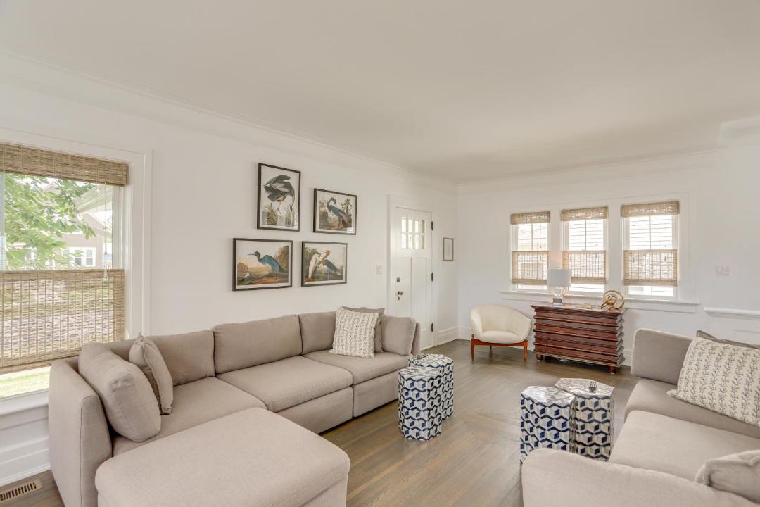 Photo of Livingroom in Port Clinton