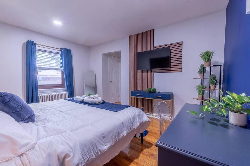 Photo of Bedroom in Hasbrouck Heights