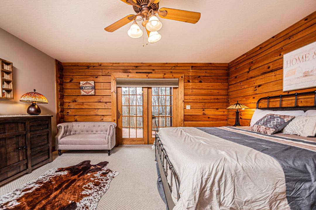 Photo of Bedroom in McHenry