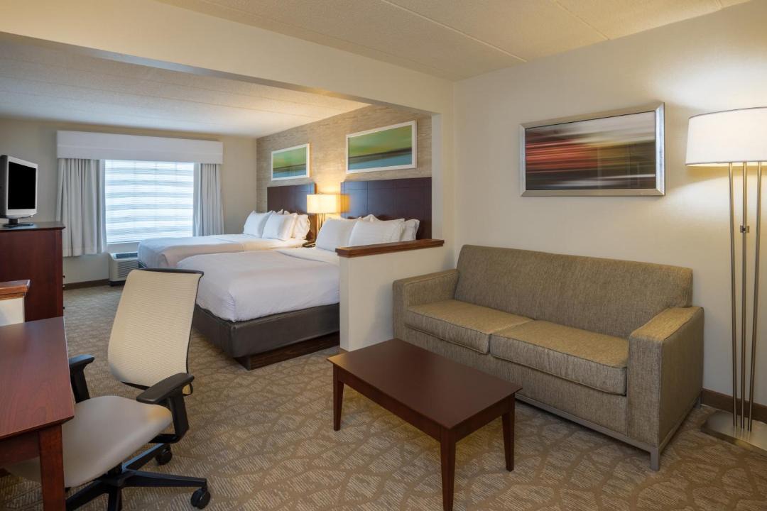 Photo of Bedroom in Linthicum Heights