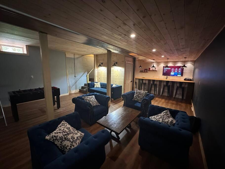 Photo of Livingroom in Long Pond
