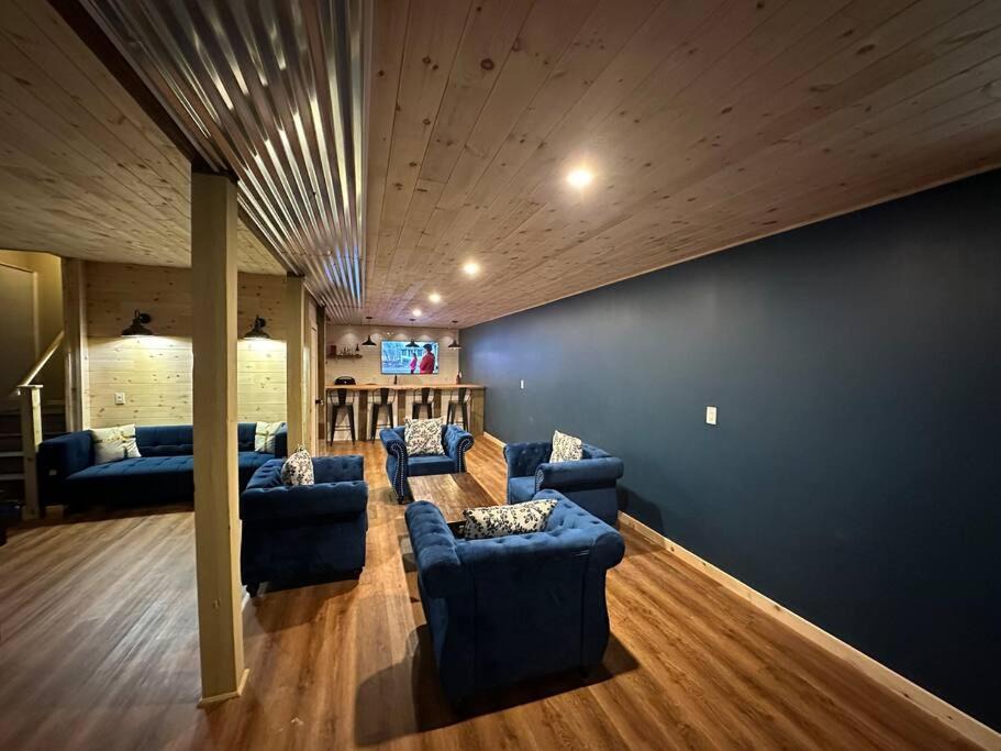 Photo of Livingroom in Long Pond