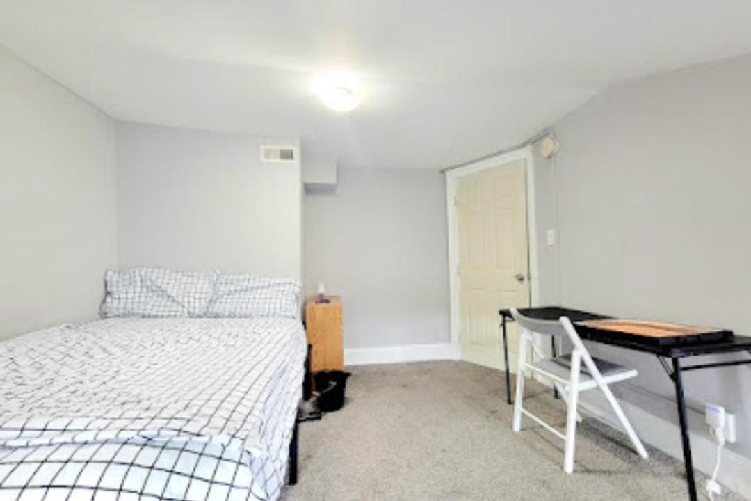 Photo of Bedroom in Downtown Baltimore