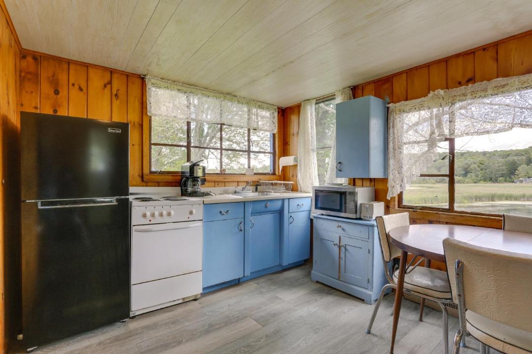 Photo of Kitchen in White Mills