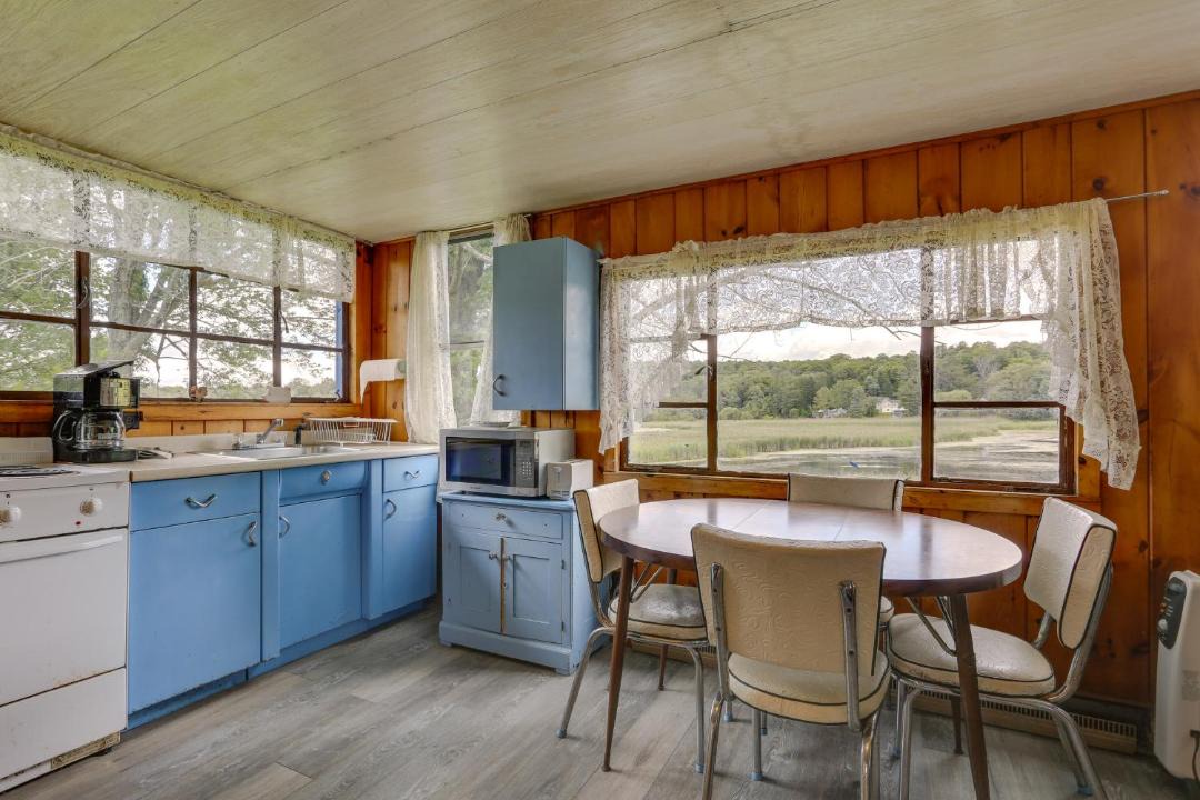 Photo of Kitchen in White Mills