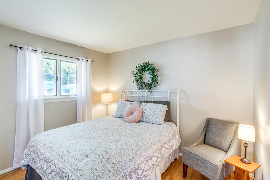 Photo of Bedroom in Port Clinton