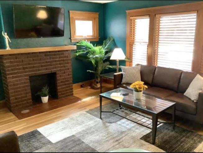 Photo of Livingroom in Lakewood