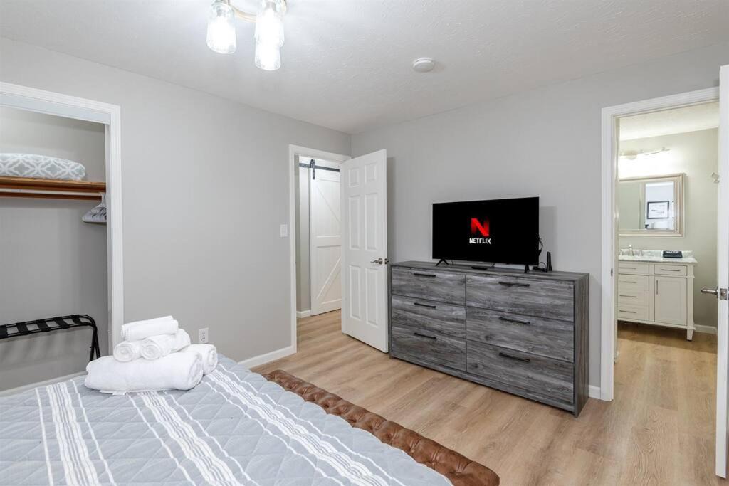 Photo of Bedroom in Englewood