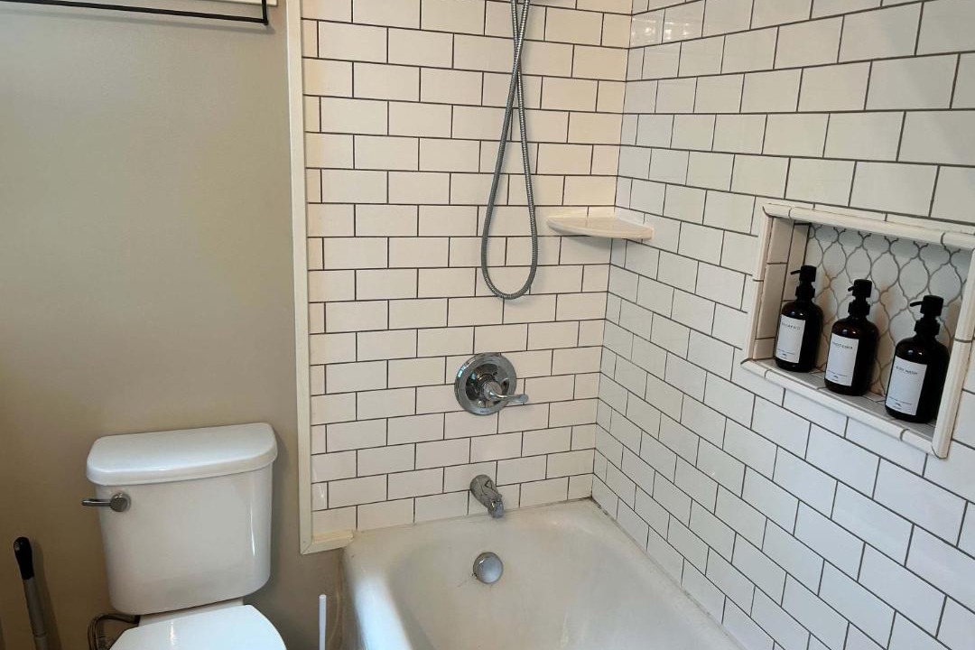 Photo of Bathroom in Roselawn Finance