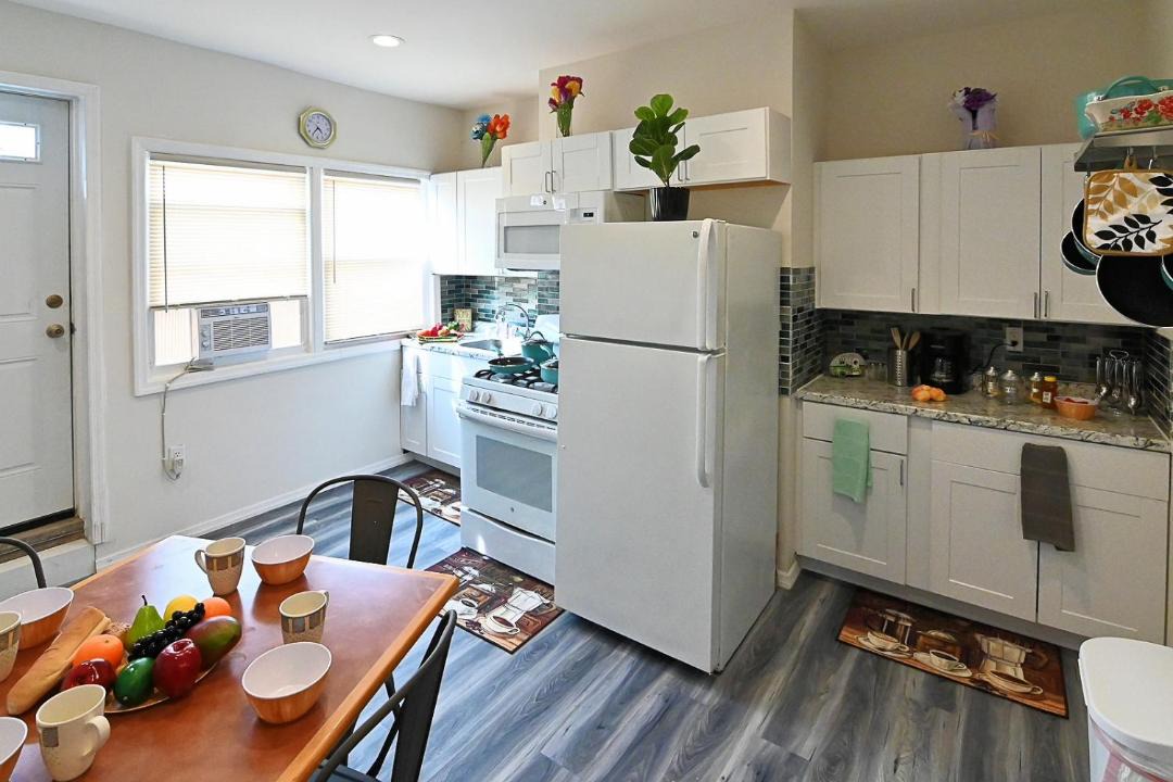 Photo of Kitchen in Communipaw