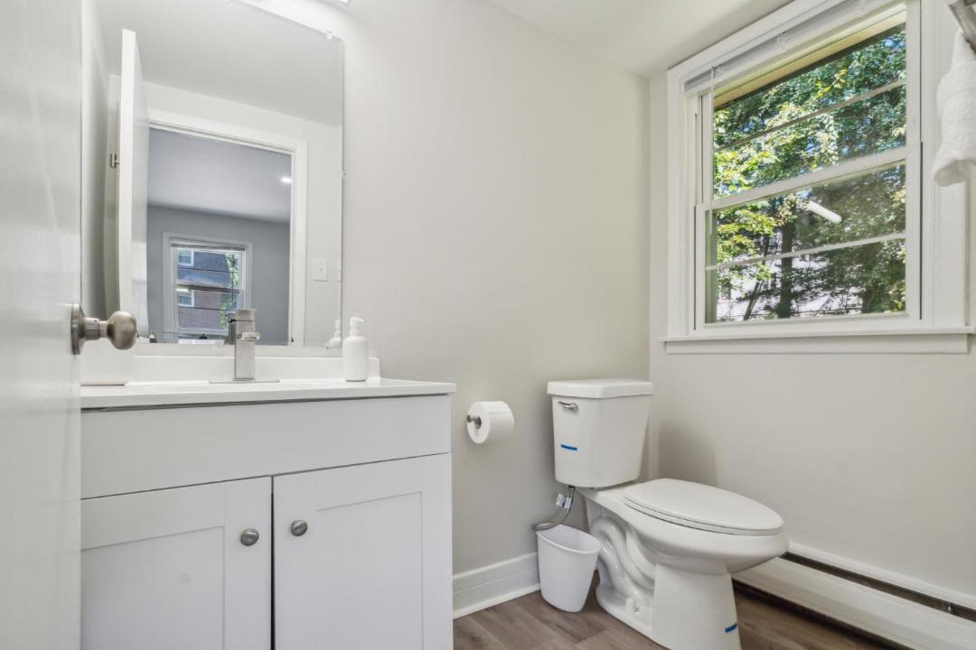 Photo of Bathroom in Newark
