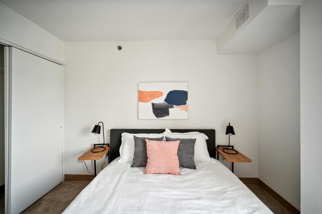 Photo of Bedroom in Downtown Harrisburg