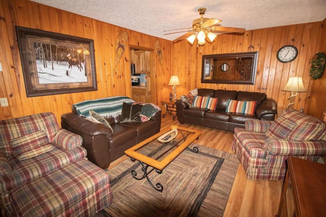Photo of Others in Snowshoe