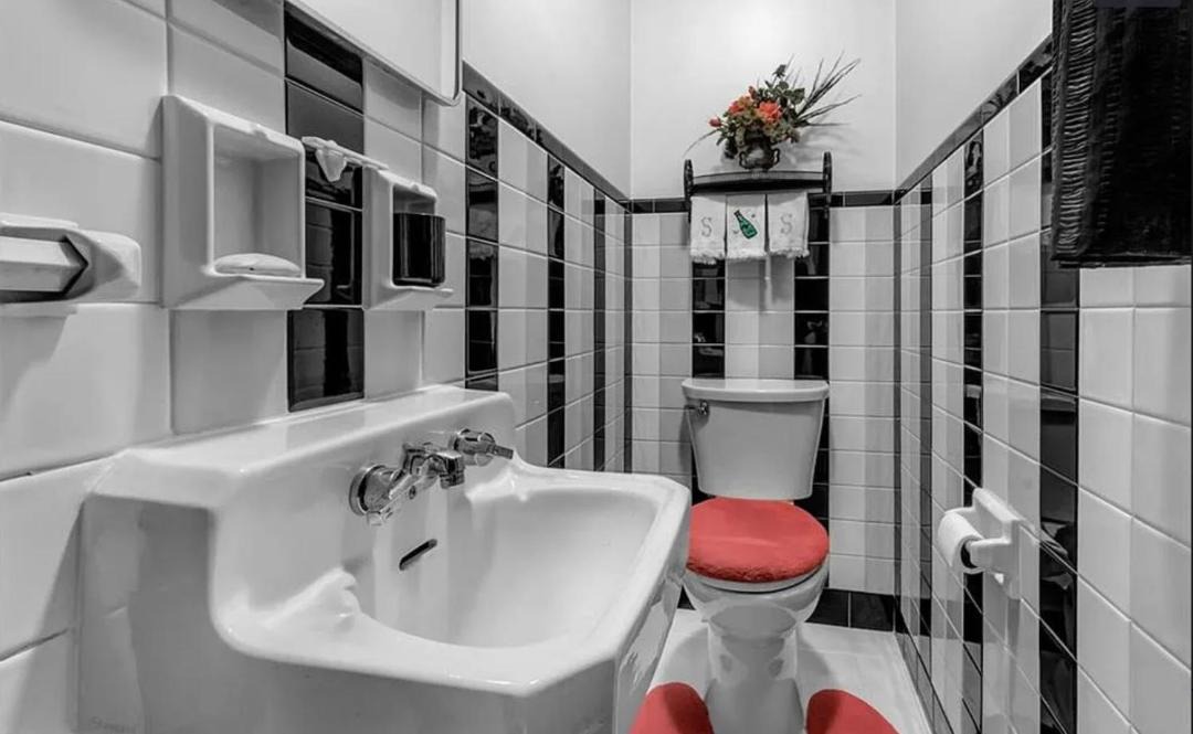 Photo of Bathroom in Amherst
