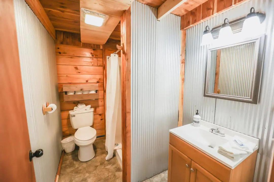 Photo of Bathroom in Columbia