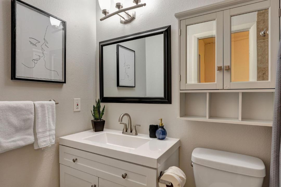 Photo of Bathroom in Casa Granada Townhouses
