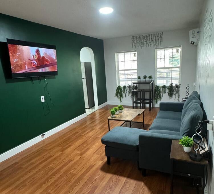 Photo of Livingroom in Westover