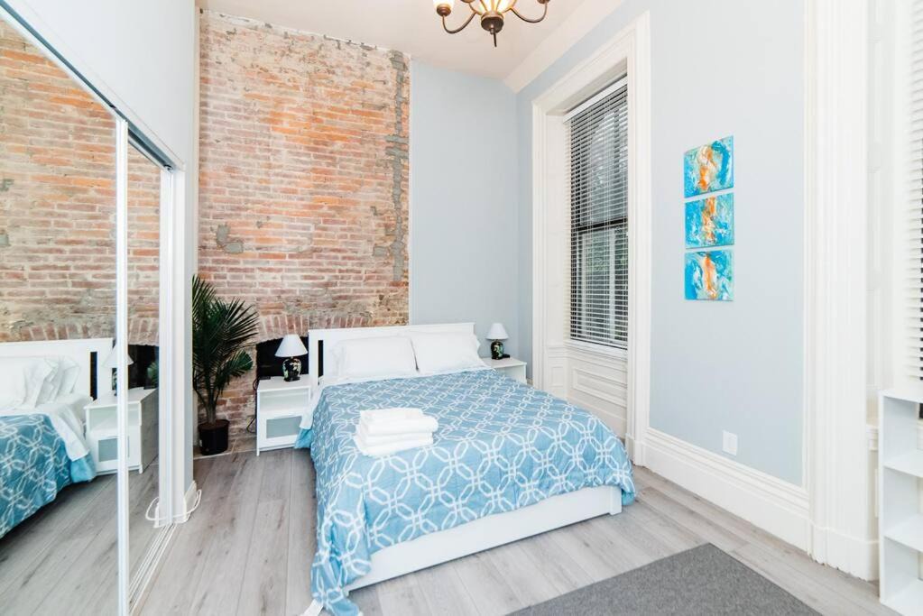 Photo of Bedroom in Allegheny-West