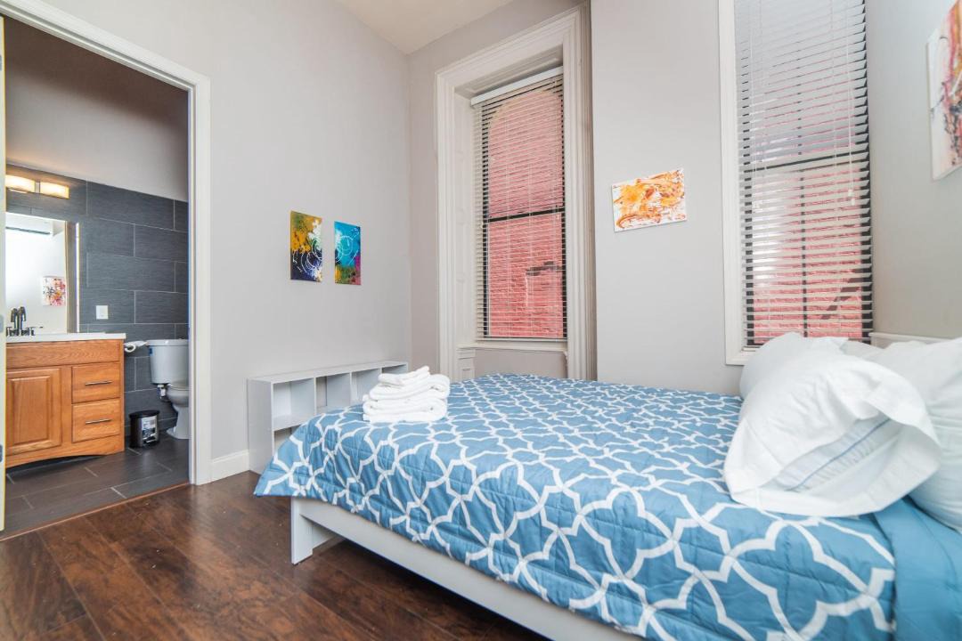 Photo of Bedroom in Allegheny-West