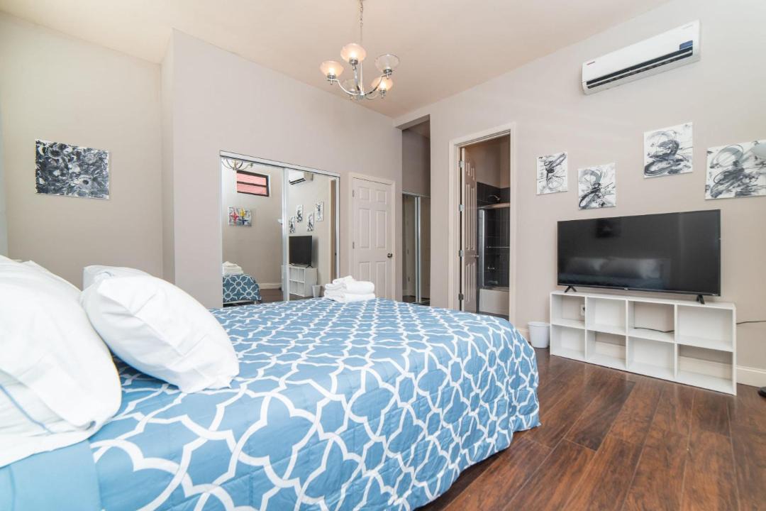 Photo of Bedroom in Allegheny-West