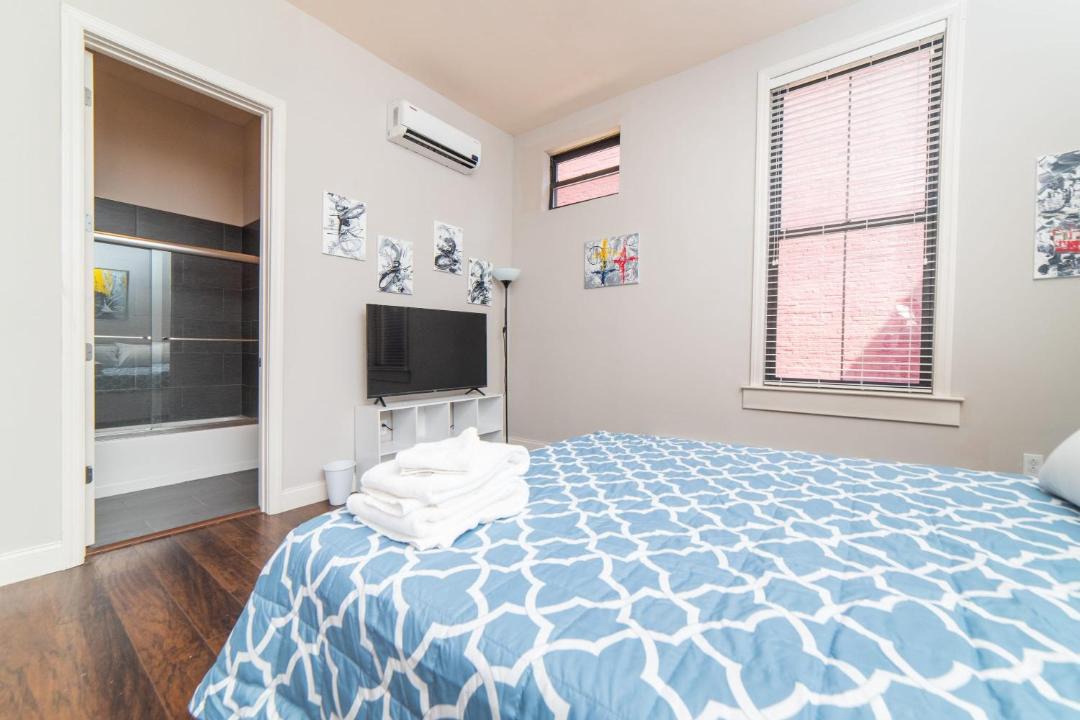 Photo of Bedroom in Allegheny-West