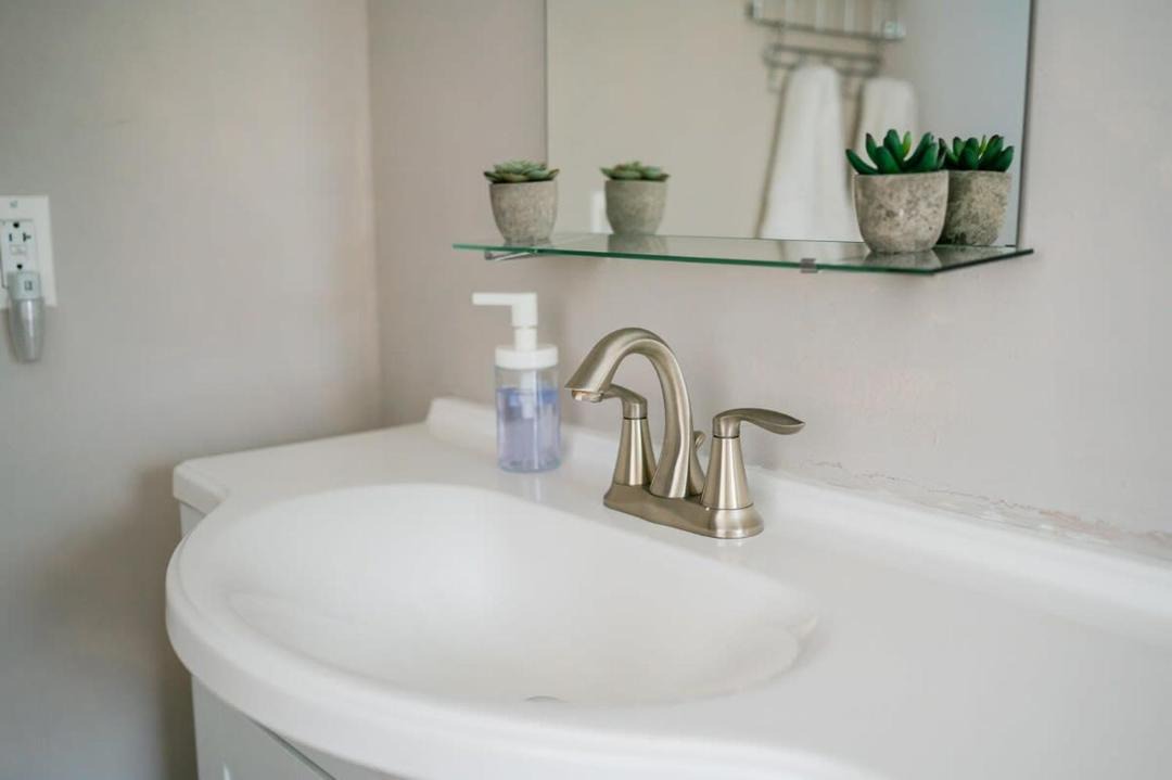 Photo of Bathroom in Allegheny-West