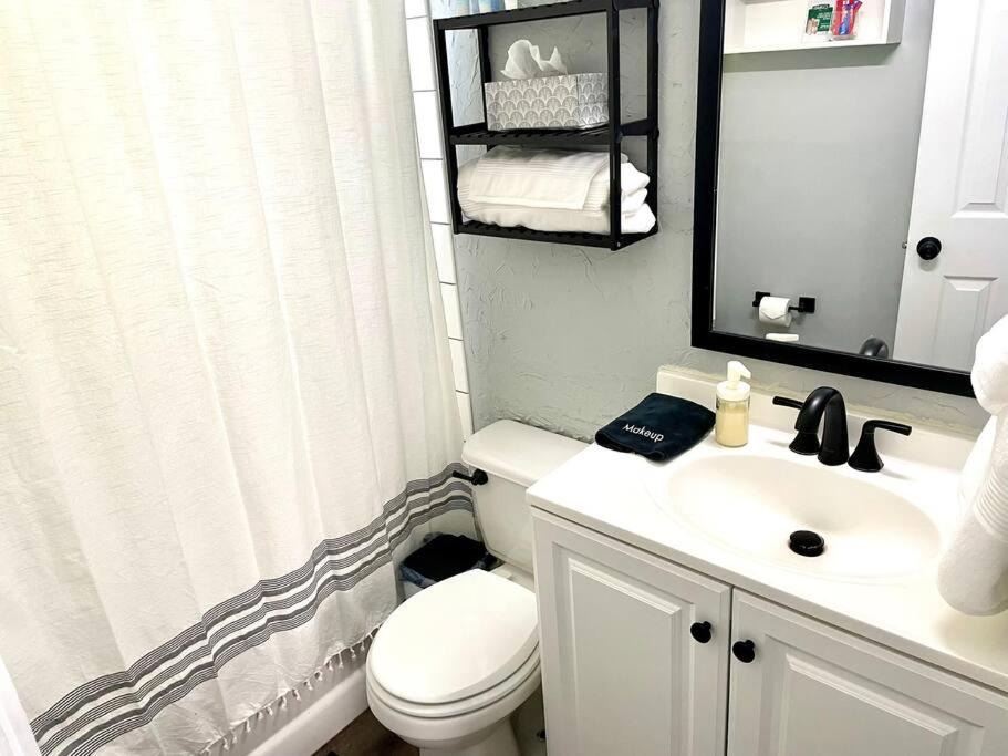 Photo of Bathroom in Royal Manor