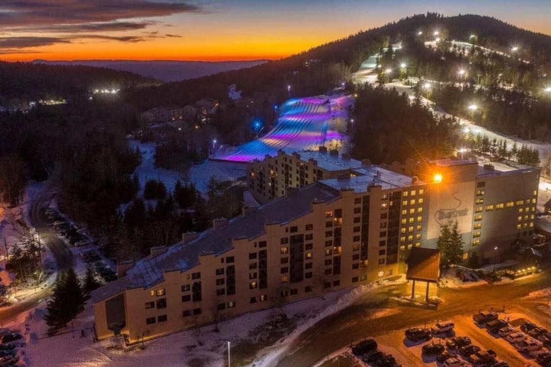 Photo of Others in Snowshoe
