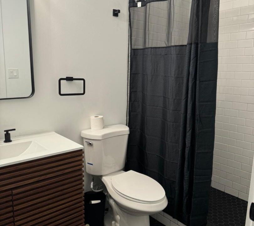 Photo of Bathroom in Norris Square