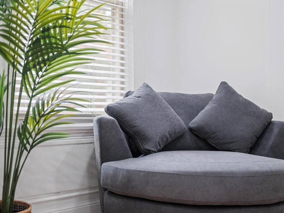 Photo of Livingroom in Shadyside