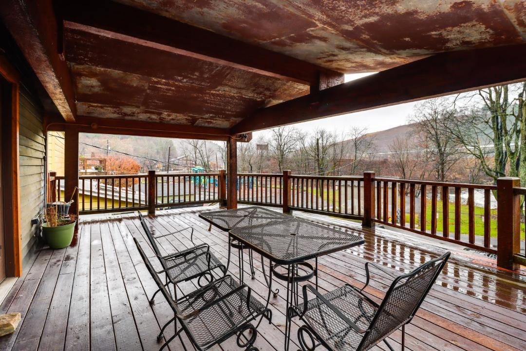 Photo of Patio Balcony in Parryville