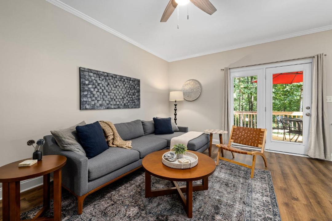 Photo of Livingroom in Cary