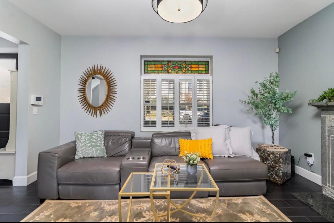 Photo of Livingroom in East Price Hill
