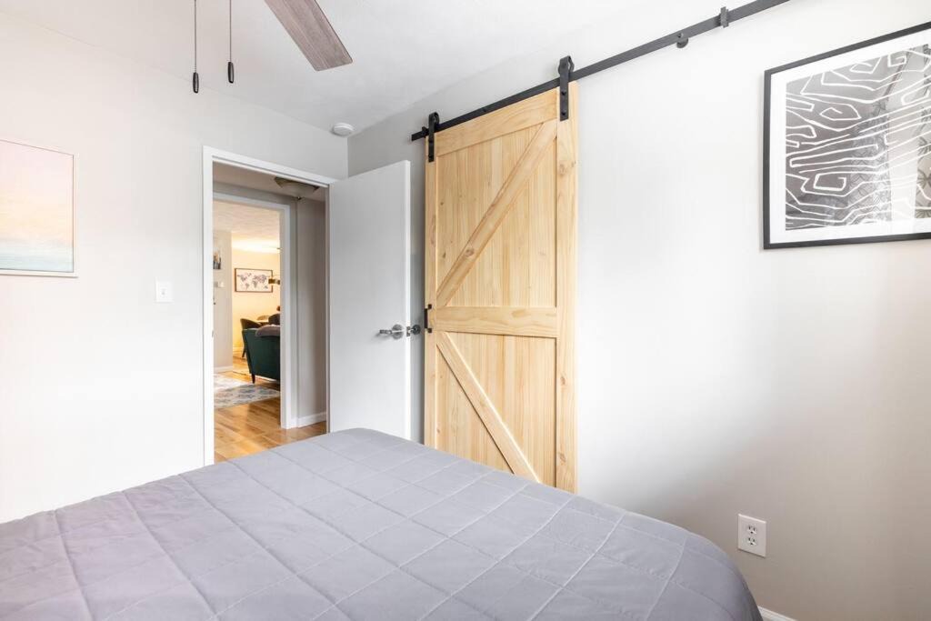 Photo of Bedroom in Fairview Park