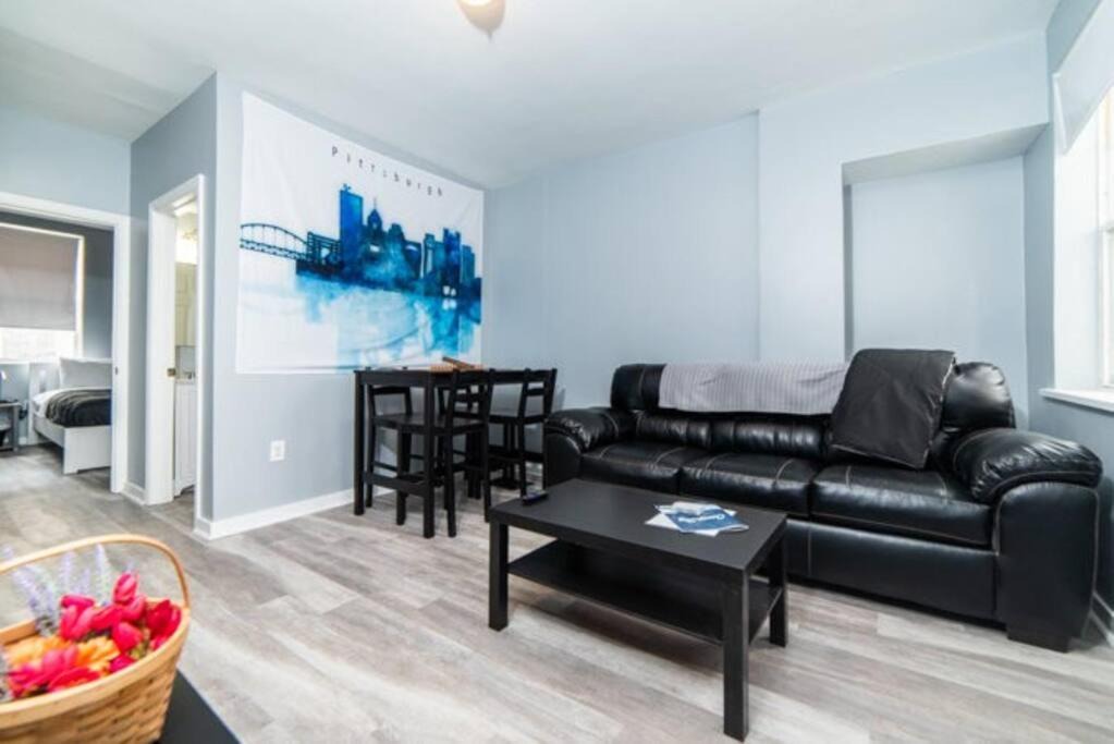 Photo of Livingroom in Central Northside