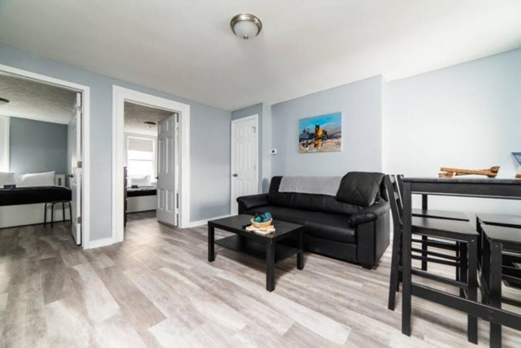 Photo of Livingroom in Central Northside
