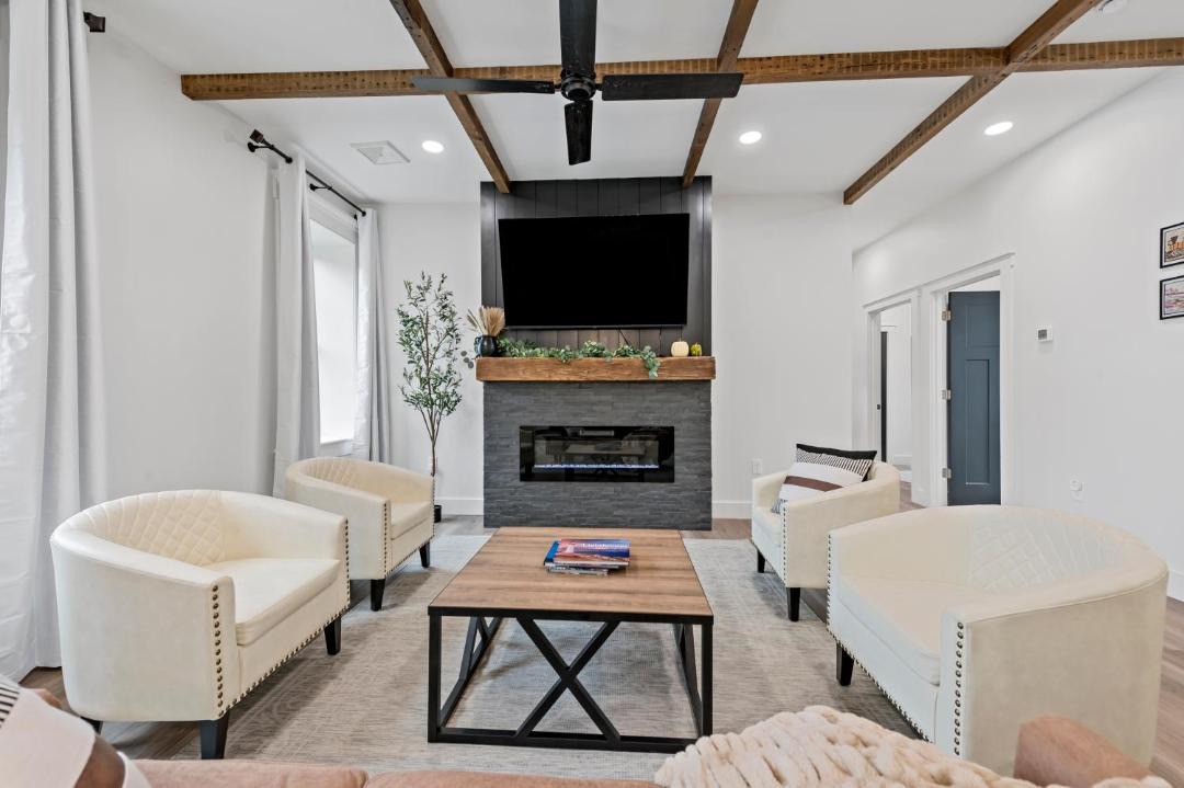 Photo of Livingroom in Port Clinton