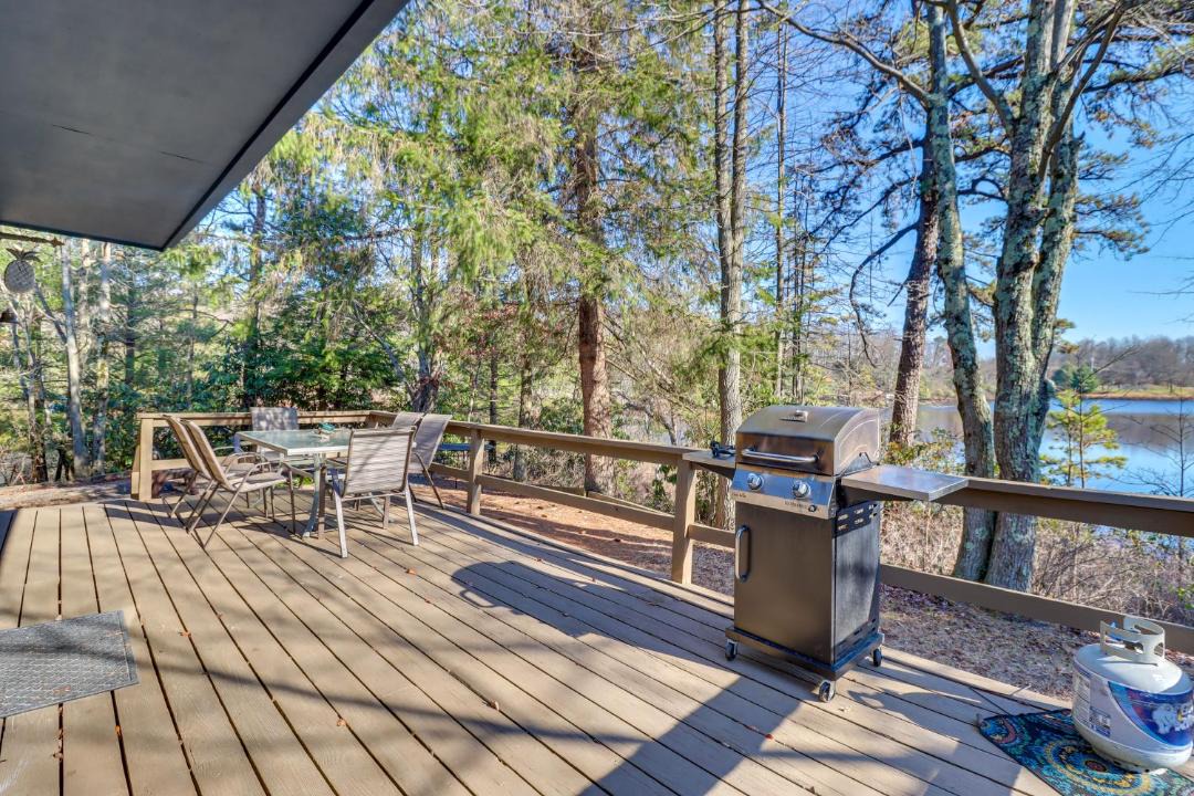 Photo of Patio Balcony in Long Pond