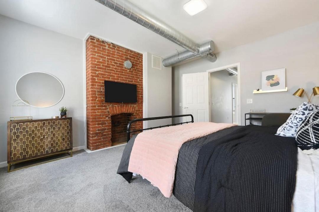 Photo of Bedroom in East Allegheny