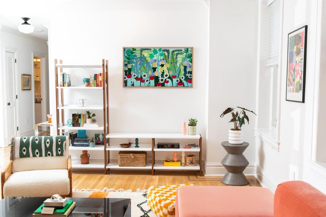 Photo of Livingroom in Center City