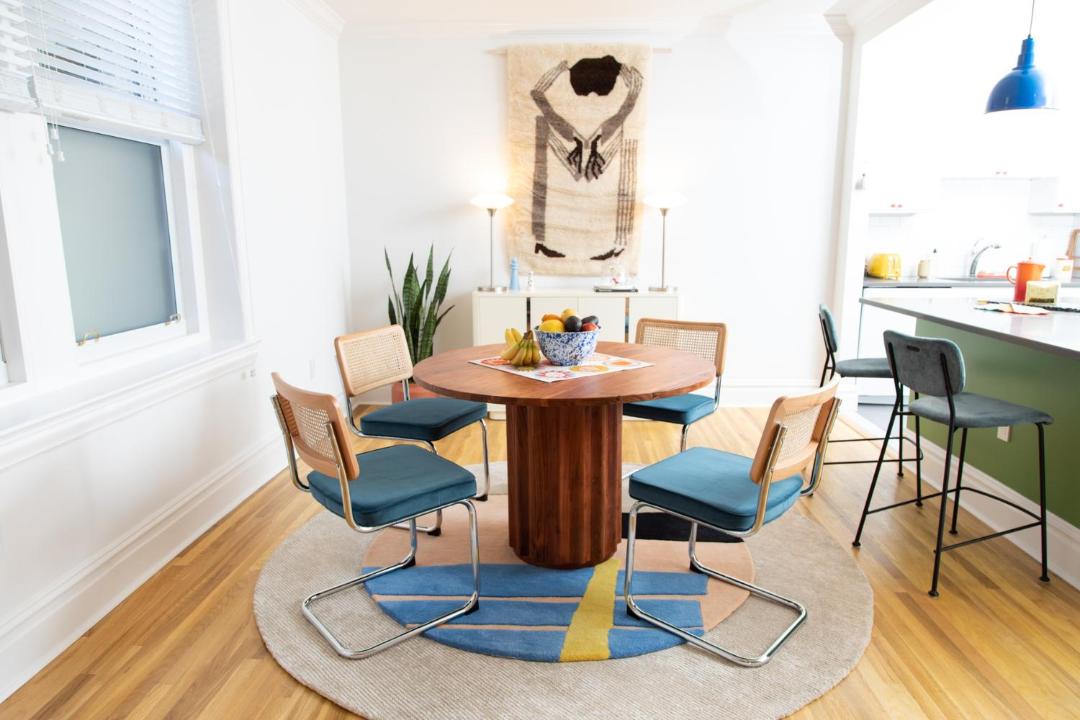 Photo of Livingroom in Center City