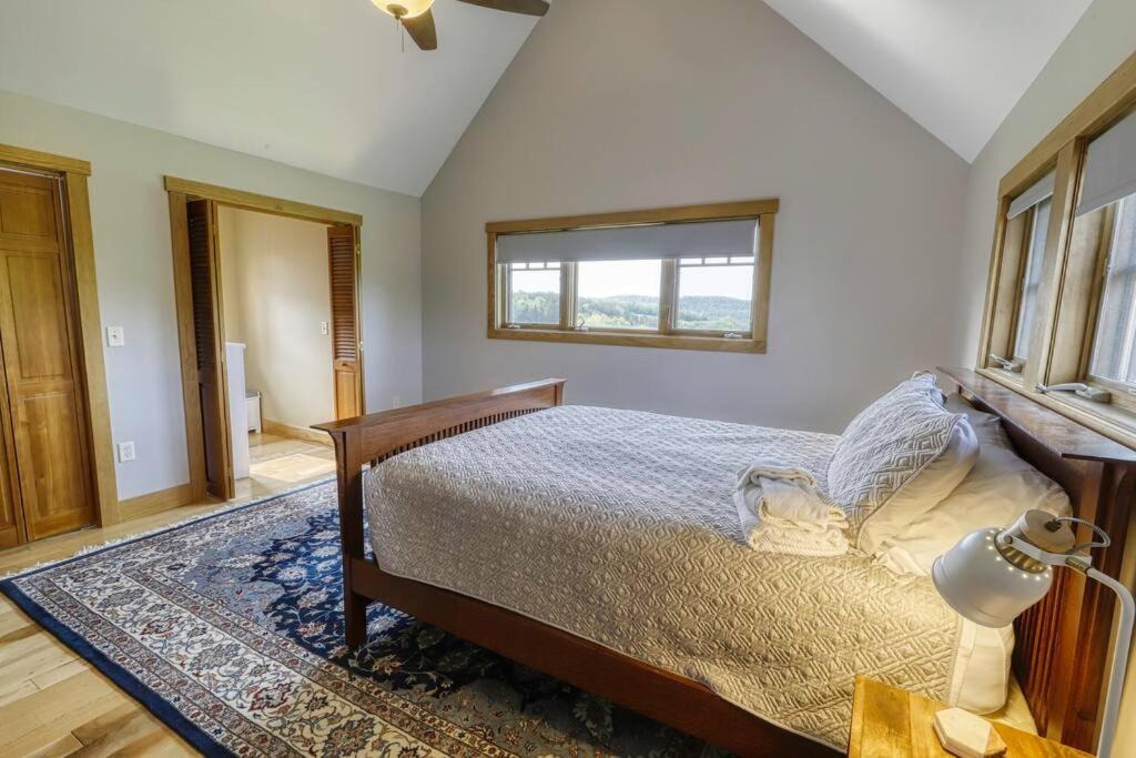 Photo of Bedroom in Ellicottville