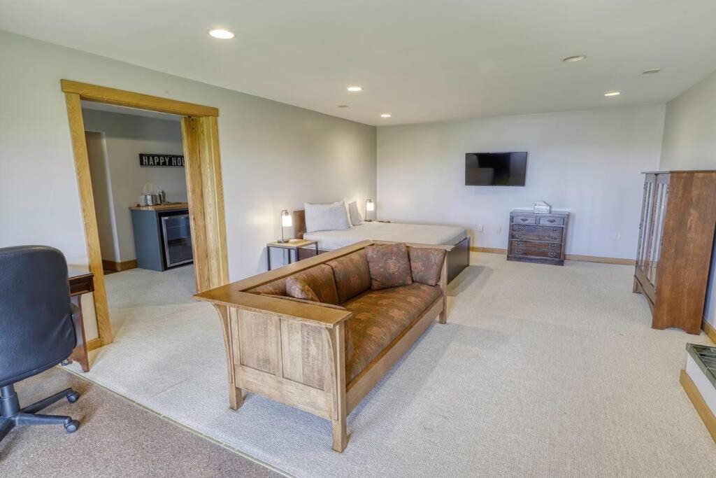 Photo of Livingroom in Ellicottville